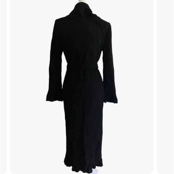St. John Collection Santana Ruffle Knit Cardigan/Duster Size 10 - Picture 2 of 16